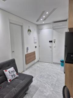 Apto ao lado do metrô de SP - 5