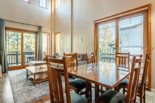 Mammoth Green #220 - Nearly Ski-In Ski-Out 3 Bedroom 2 Bath, Sleeps 8 - 5