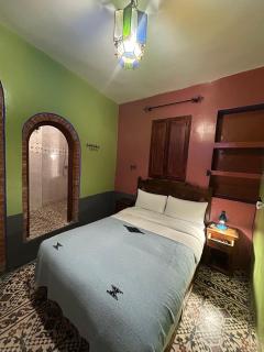 AYMANE ROOFTOP budget panoramic HOTEL - 3