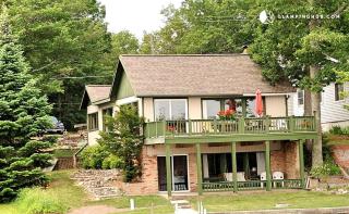 Luxury Lakefront Cabin Rental on Clear Lake in Ogemaw County, Michigan - Damon - 8