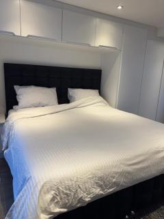 Comfy En-suite King Size room - 0