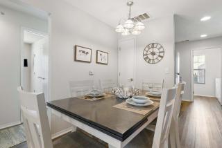 Hillside Cottage in The Vineyards Resort - 1