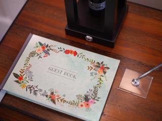 Craftsmith Cottage - Savannah - 1