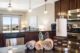 Table Rock Overlook - Spend your Days on the Lake - 7