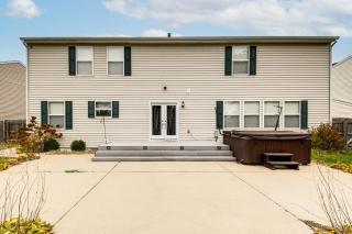 20 Mi to Colts Games and Indy 500 Family Getaway! - 7