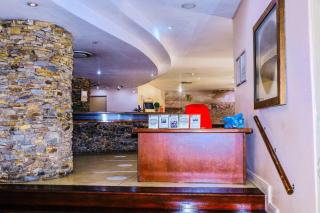 Stylish - 1 Bedroom at Mapungubwe Hotel Apartments - 8