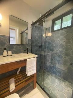 Hospedagem Moderna em Container - 6