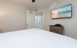 Island Winds West 777 condo - 4