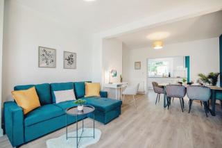 Open Haven Collective with Man Cave and Parking 10PPL - 2