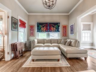 Spacious 4BR Tulsa Home with Patio - 9