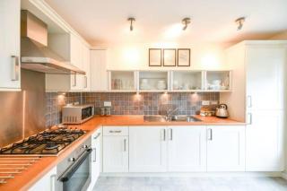 Amazing Apartment by The Wallace Monument - 8