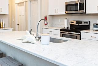 525 The Back Bay House - 1