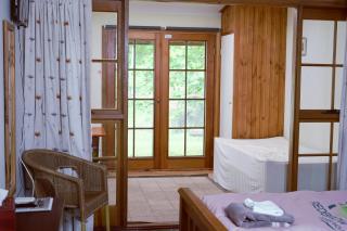 Redbrow Garden Guesthouse - 3