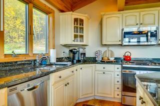 4 Mi to Stratton! Group Getaway with Deck and Views - 1