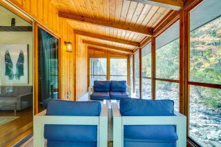Luxe 5,000 Sq Ft Retreat: 5 Mi to Stratton Resort - 1