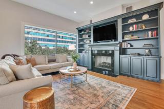 Sky Suite at 300 Drayton - 1