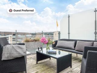 8 person holiday home in Ringkøbing-By Traum - 0