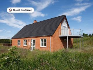 Secluded Retreat near Sea - By Traum Ferienwohnungen - 0