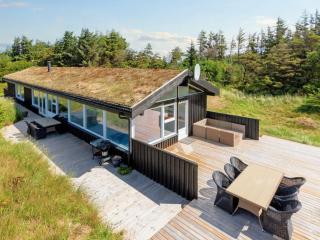 Charming Eco Cottage with Pool - By Traum Ferienwohnungen - 0