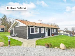 6 person holiday home in Aabenraa-By Traum - 0