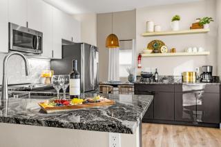 Mountain Retreat with Hot Tub & Views - 9