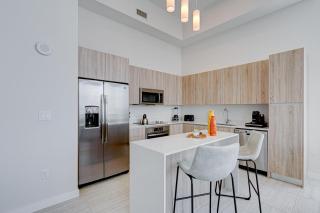 3900-502GJ DESIGN DISTRICT, CONDO 2 BEDROOMS & 2 BATHROOMS - 1