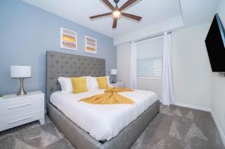 3161-307EG STOREY LAKE, CONDO 2/2 LAKE VIEW - 7