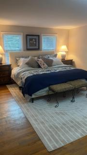 Newly renovated 3-bedroom lakeside home - Euclid - 2