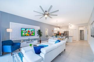 8875-101EE CHAMPIONS GATE,CONDO + GAME ROOM - 0