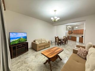 CITY CENTER- Luxury Northern Avenue, Spacious 2 Bedroom & 2 Bathroom Apartment, Open Balcony with an Amazing View - 0