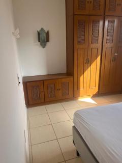 Vista para o mar, 1 quadra da praia, 3 quartos, 2 suítes, com serviço de praia - 2