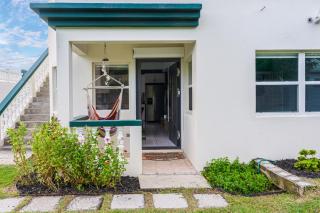 Garden Apartment - 8