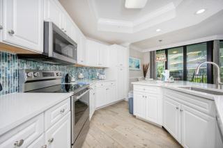 Phoenix on the Bay 1223 condo - 8