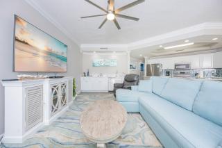 Phoenix on the Bay 1223 - 3