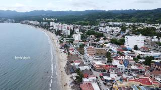 Beachfront home in the heart of town, Walkable! - 5