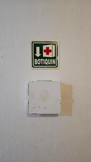 Beachfront home in the heart of town, Walkable! - 3