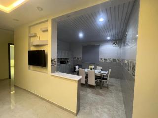 شقة 3 غرف نوم وصالة 3 bedroom and living room apartment - 1