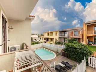 Pleasant apartment with pool near sea - 5