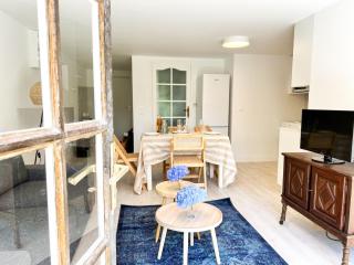 Dreamy holiday home with garden - 2