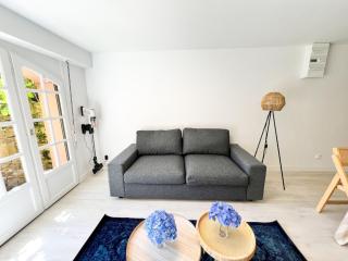 Dreamy holiday home with garden - 3