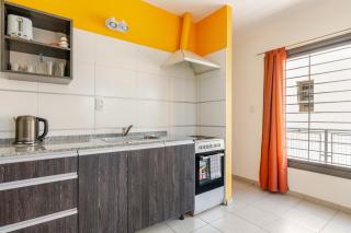 Departamentos Brown - Parrilla - WiFi 100 MB - Cochera - Aire -TV Cable - 3