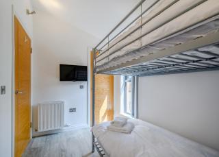 Gadgirth Estate Lodges - 1