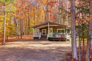 Traverse City Cabin w/ Nearby Hiking & Lake! - 8