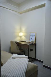 Serene - Bright & Cozy Apartment with Great Views - 3