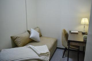 Serene - Bright & Cozy Apartment with Great Views - 4