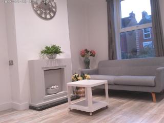 Spacious 3-bedroom Ipswich House with Parking - 3