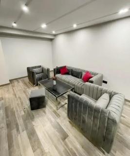Chic and Modern Style Spacious apartment with Balcony in CITY CENTER, near Opera and Northern avenue - 4
