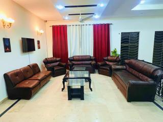 The Luxury Islamabad Guest House - 7