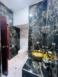 Aristobilo Aloft- Matrimonial 2 - 7