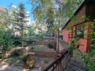 Spavaca soba s zajednickim kupatilom i kuhinjom - 4